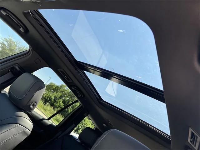 new 2025 Cadillac XT6 car, priced at $49,565