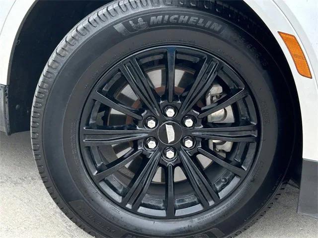 used 2018 Cadillac XT5 car, priced at $12,405