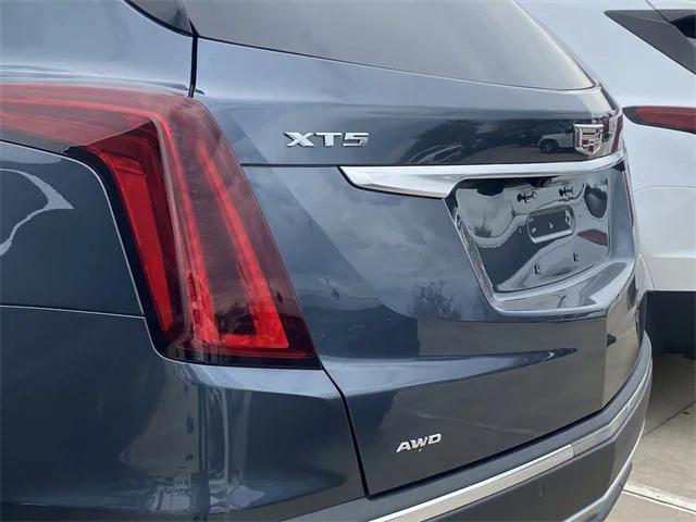 used 2021 Cadillac XT5 car, priced at $33,510