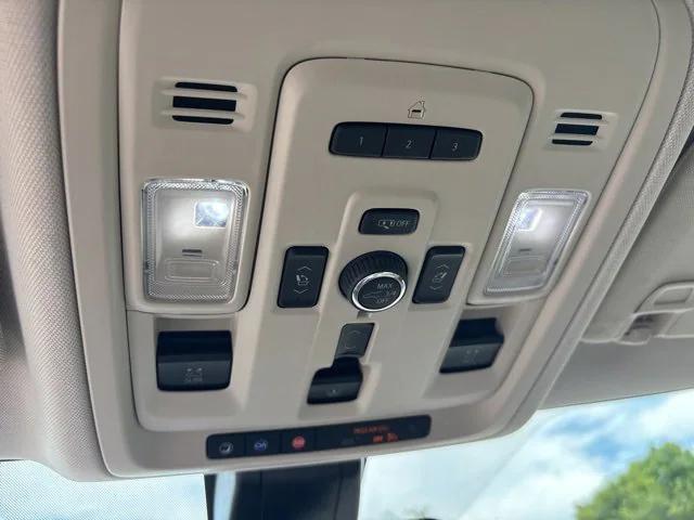 used 2022 GMC Yukon car, priced at $55,535