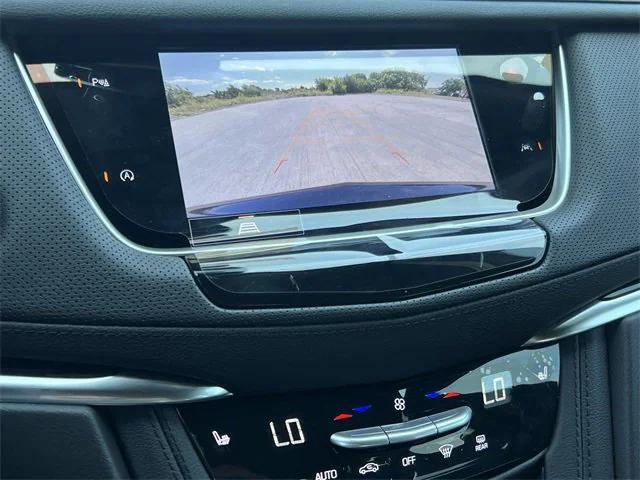 new 2025 Cadillac XT6 car, priced at $49,565