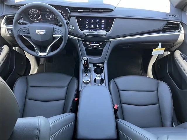 new 2025 Cadillac XT6 car, priced at $49,565