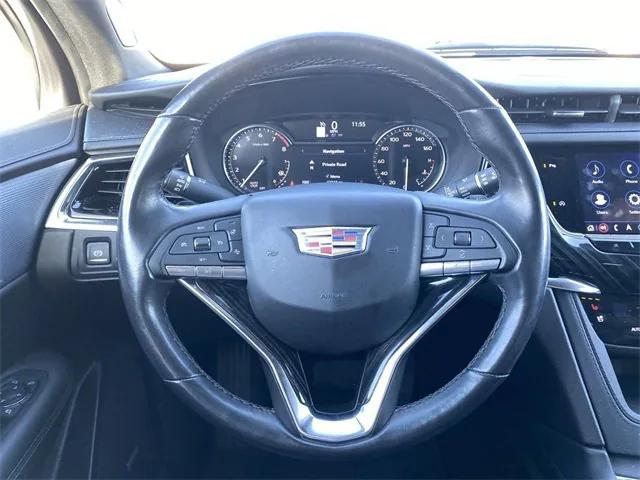 used 2023 Cadillac XT6 car, priced at $36,700