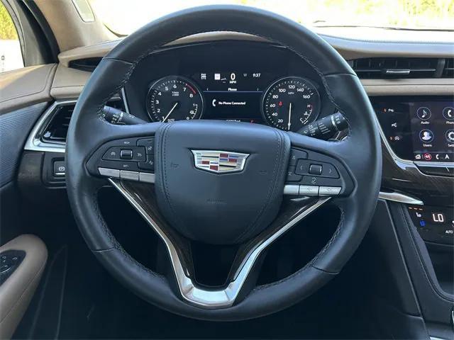 used 2023 Cadillac XT6 car, priced at $37,609