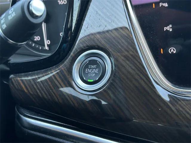 used 2023 Cadillac XT6 car, priced at $37,609