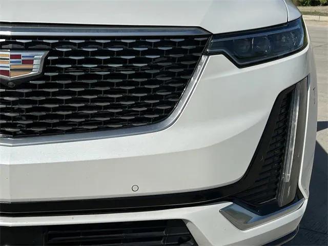 used 2023 Cadillac XT6 car, priced at $37,609