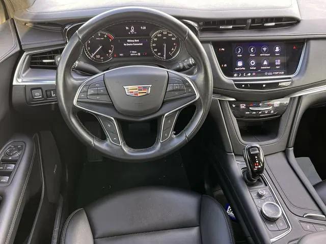 used 2020 Cadillac XT5 car, priced at $21,887