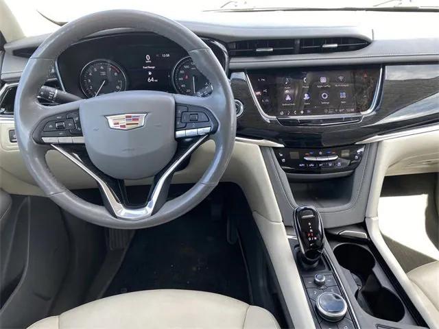 used 2021 Cadillac XT6 car, priced at $32,630