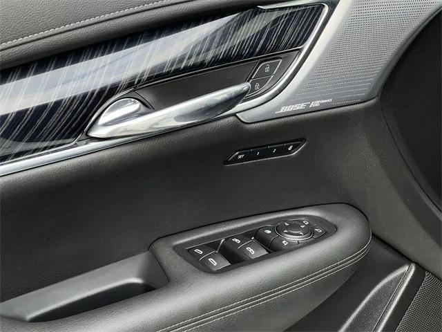 used 2023 Cadillac XT6 car, priced at $37,999