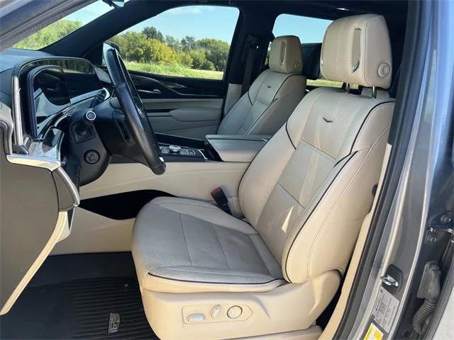 used 2021 Cadillac Escalade ESV car, priced at $61,903