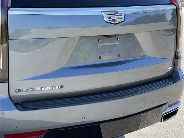 used 2021 Cadillac Escalade ESV car, priced at $61,903