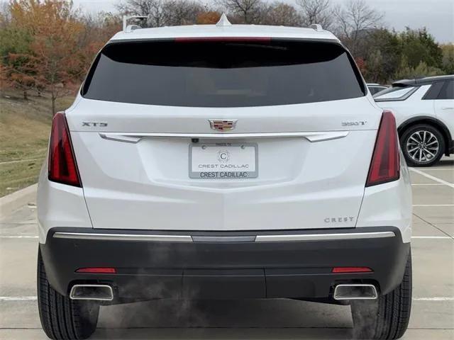 new 2025 Cadillac XT5 car, priced at $45,915