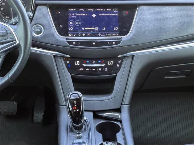 used 2021 Cadillac XT5 car, priced at $30,532