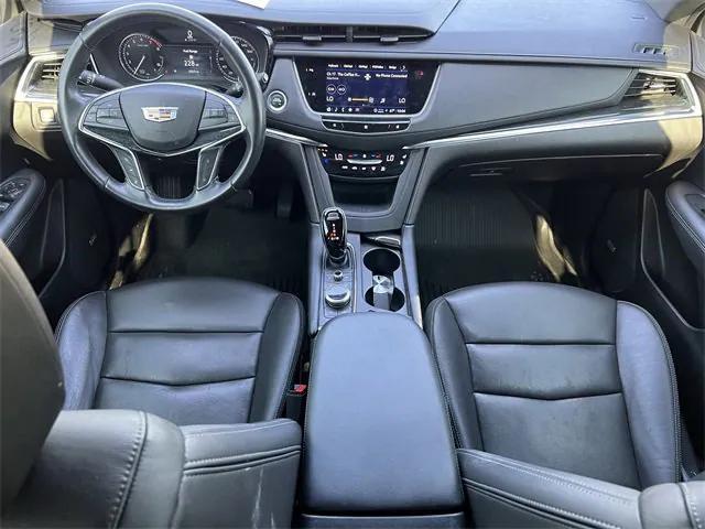 used 2021 Cadillac XT5 car, priced at $30,532