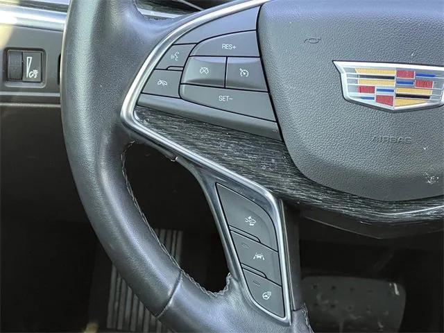 used 2021 Cadillac XT5 car, priced at $30,532