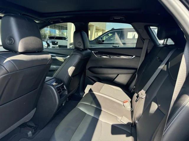 used 2021 Cadillac XT5 car, priced at $33,567