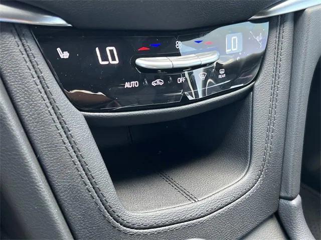 new 2025 Cadillac XT6 car, priced at $50,165