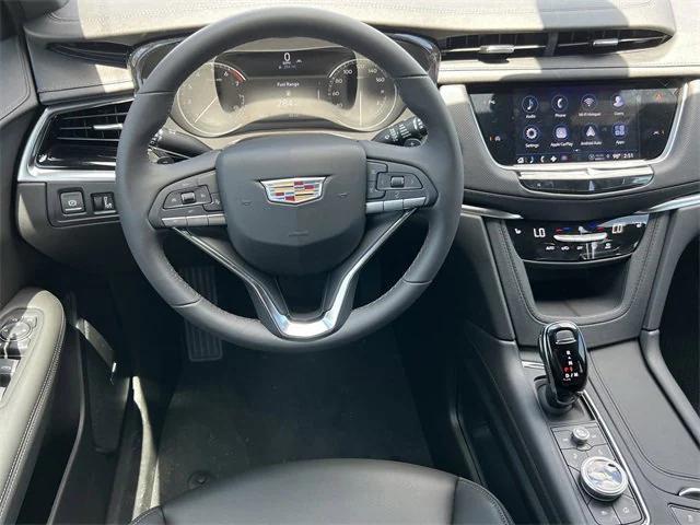 new 2025 Cadillac XT6 car, priced at $50,165