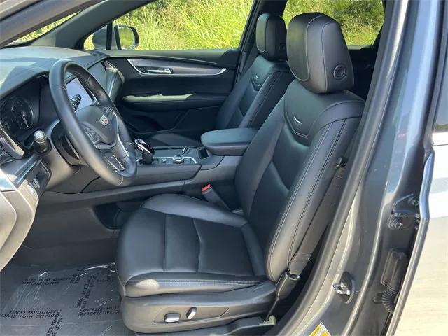 used 2021 Cadillac XT5 car, priced at $25,999