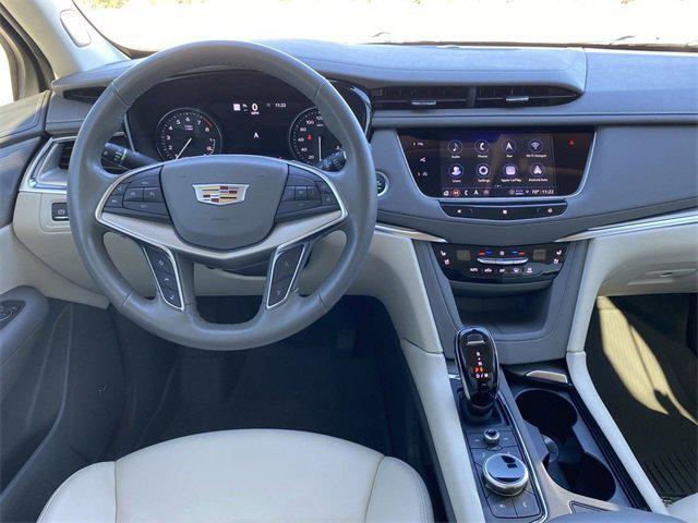 used 2021 Cadillac XT5 car, priced at $30,551