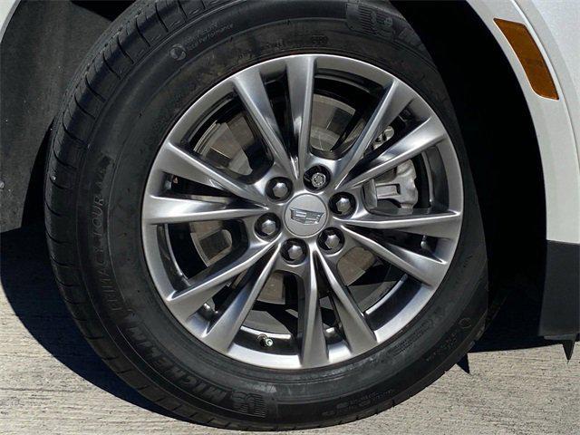 used 2021 Cadillac XT5 car, priced at $30,551