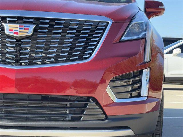 new 2025 Cadillac XT5 car, priced at $54,415