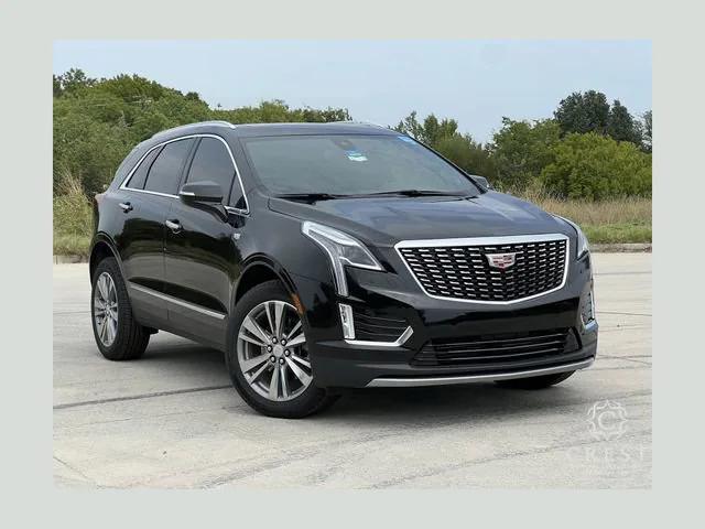 new 2025 Cadillac XT5 car, priced at $46,615