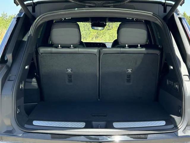 new 2026 Cadillac VISTIQ car, priced at $82,214