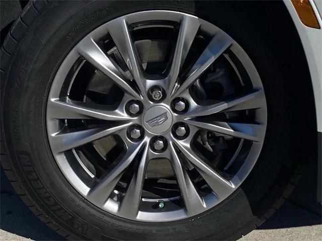 used 2021 Cadillac XT5 car, priced at $31,521