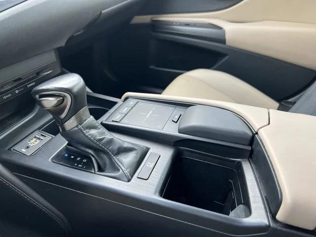 used 2019 Lexus ES 350 car, priced at $26,199