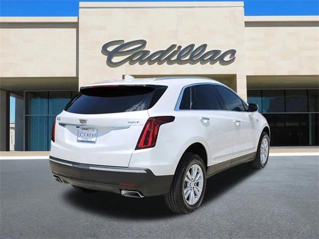 new 2024 Cadillac XT5 car, priced at $39,515