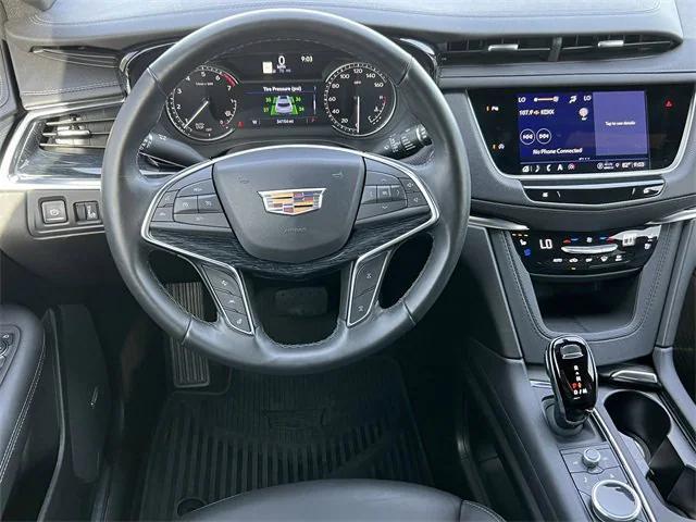 used 2024 Cadillac XT5 car, priced at $41,060