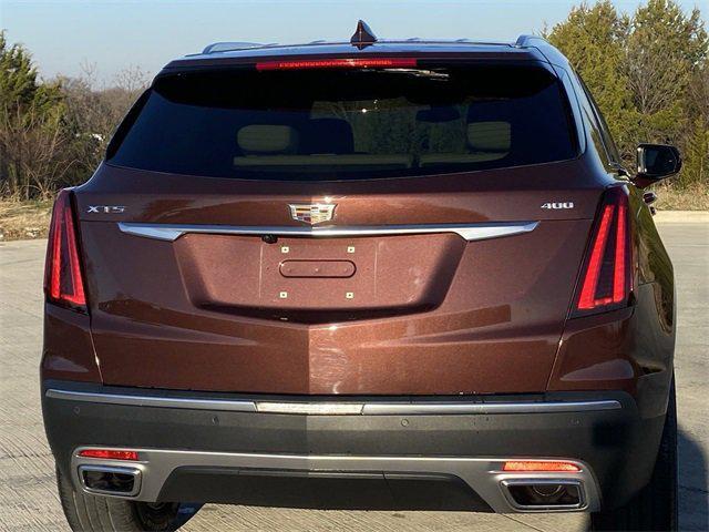 used 2022 Cadillac XT5 car, priced at $36,060