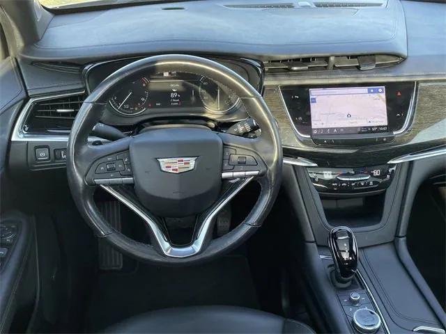 used 2023 Cadillac XT6 car, priced at $39,988