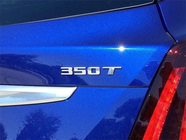 new 2025 Cadillac XT5 car, priced at $46,615