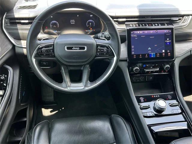 used 2022 Jeep Grand Cherokee car, priced at $32,999