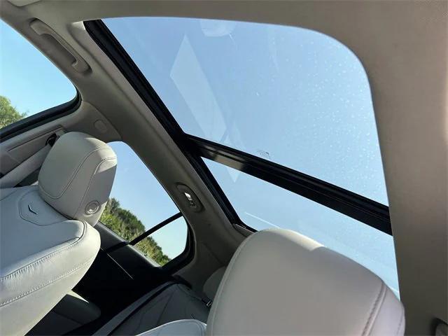 used 2023 Cadillac XT4 car, priced at $34,296