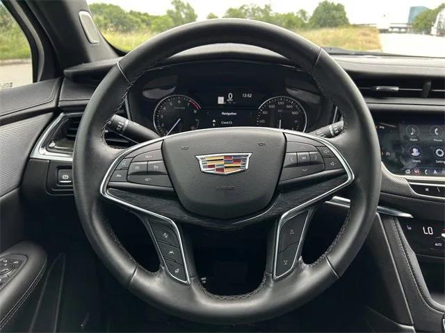 used 2021 Cadillac XT5 car, priced at $32,002