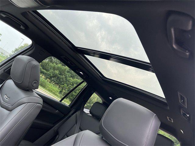 new 2025 Cadillac XT6 car, priced at $49,565