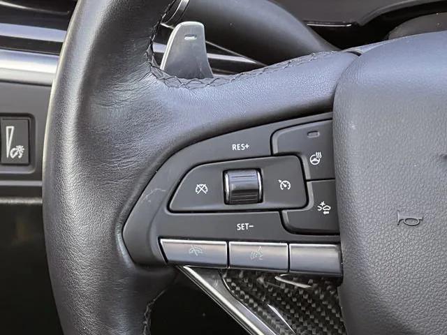 used 2023 Cadillac XT6 car, priced at $41,619