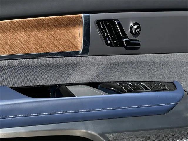 new 2026 Cadillac VISTIQ car, priced at $95,190