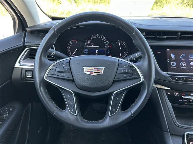 used 2017 Cadillac XT5 car, priced at $17,769