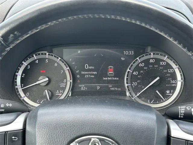 used 2022 Toyota Highlander car, priced at $35,971
