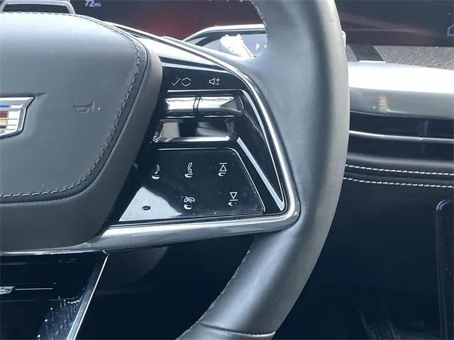 used 2025 Cadillac Escalade ESV car, priced at $155,999