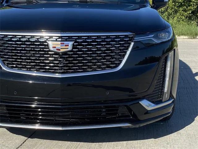 used 2022 Cadillac XT6 car, priced at $36,478