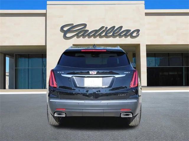 new 2024 Cadillac XT5 car, priced at $38,915