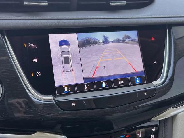 used 2022 Cadillac XT6 car, priced at $38,627