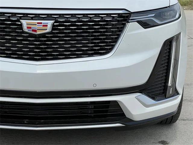 new 2025 Cadillac XT6 car, priced at $60,839