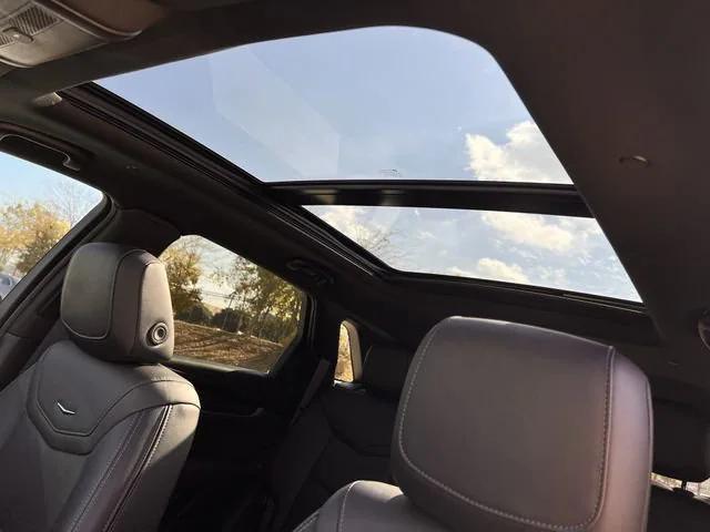 used 2024 Cadillac XT5 car, priced at $43,109