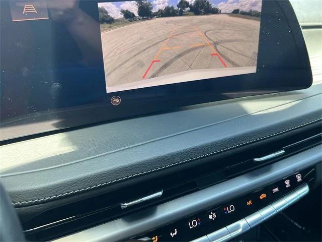 used 2024 Cadillac XT4 car, priced at $37,394